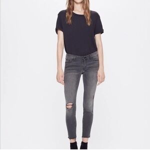 MOTHER Women's Looker Ankle Fray Jeans